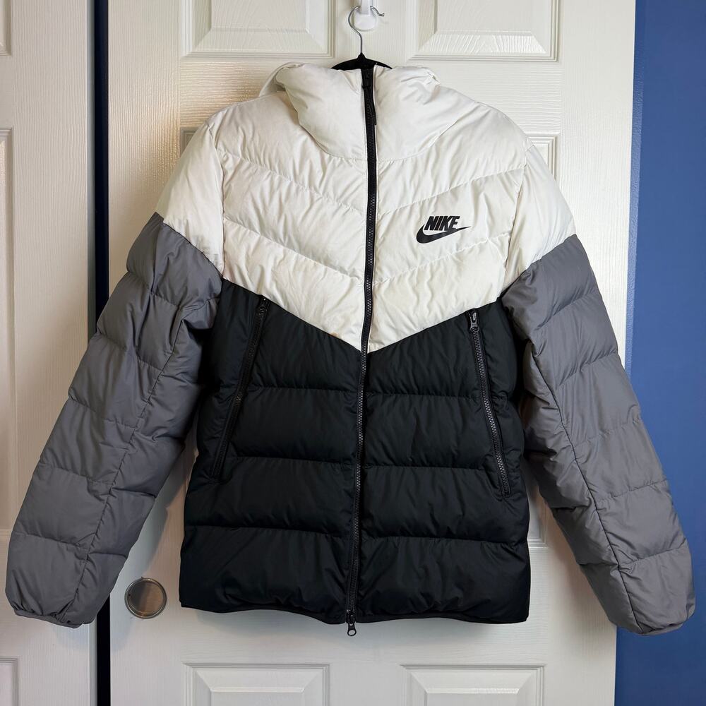 Nike Down Puffer Jacket Men's M Black White Gray Hooded Colorblock